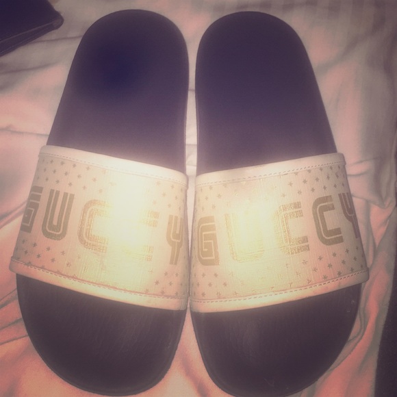 Gucci slides - Picture 1 of 3